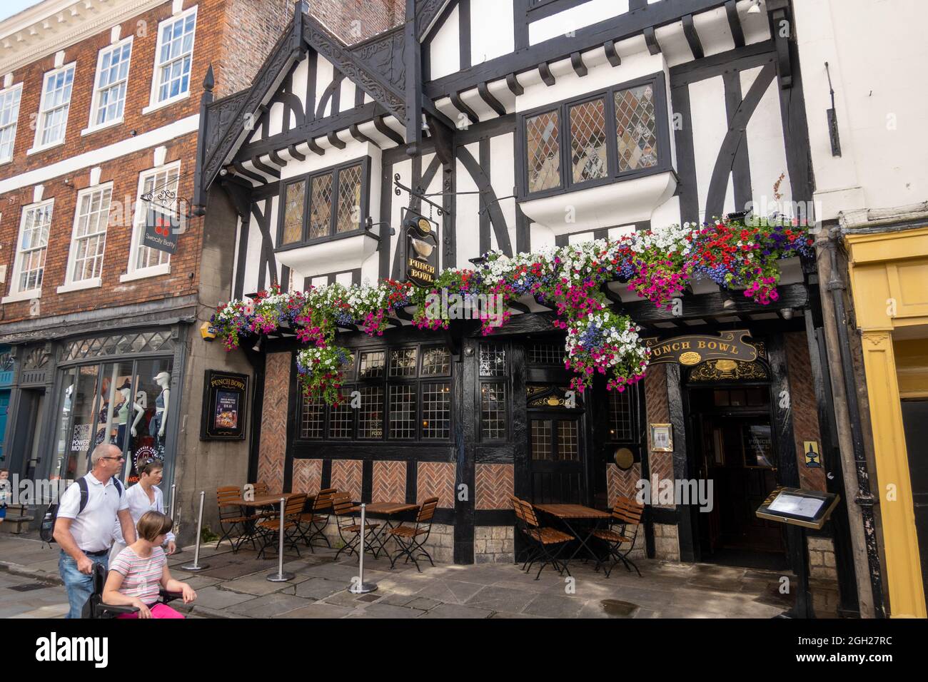 Punch Bowl Pub, Stonegate, York, Yorkshire Stock Photo Alamy