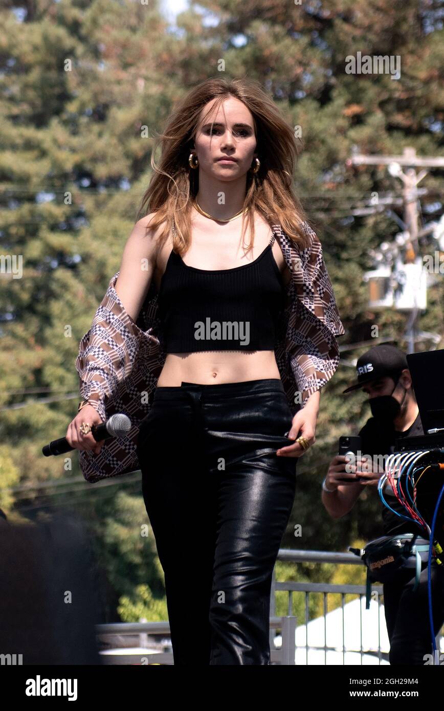 Waterhouse performs at the 2021 BottleRock Napa Valley Music Festival