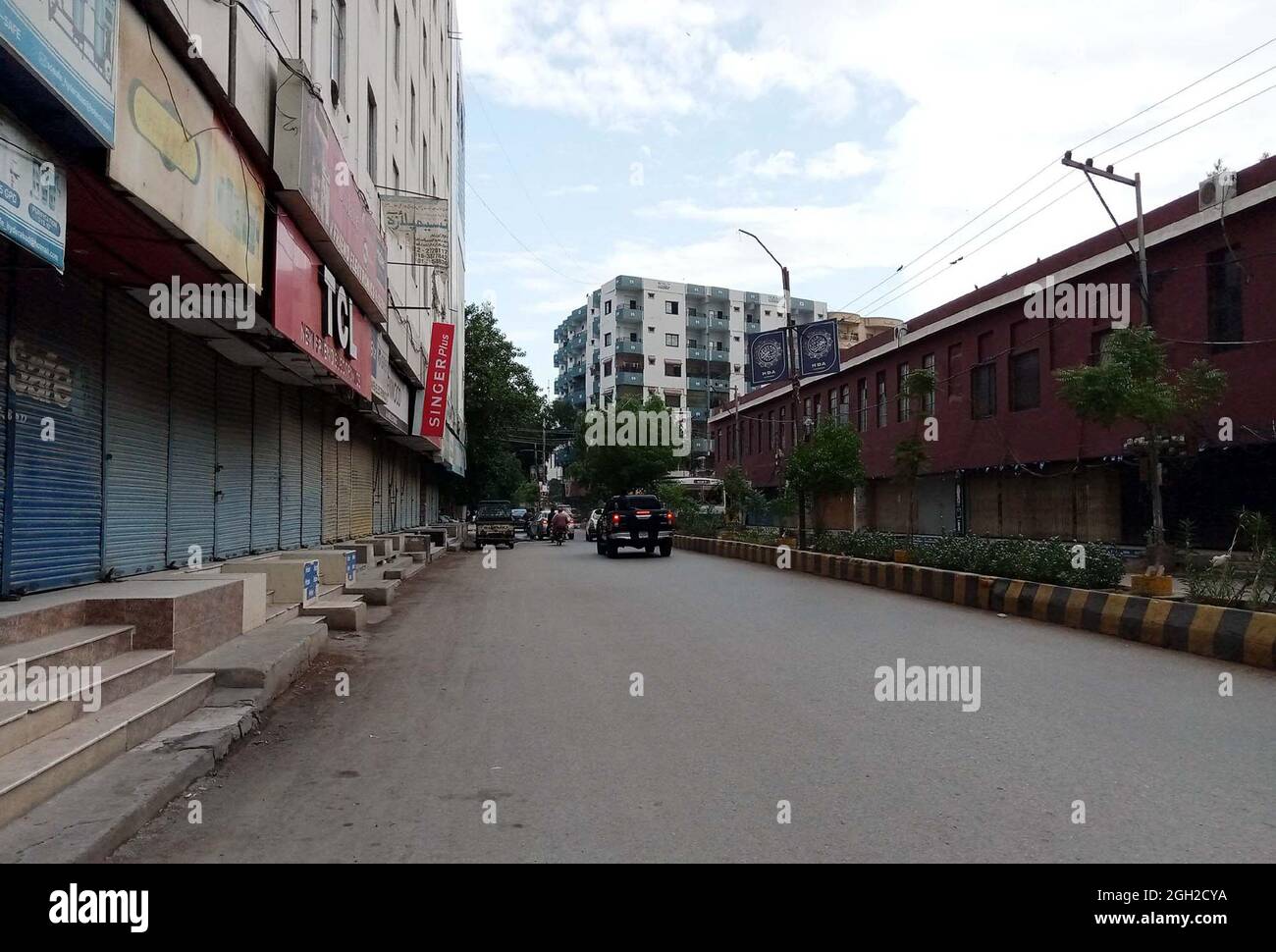 View of city gives desert look while business activities shutdown during complete smart lockdown imposed by provincial government due to increasing in coronavirus cases, as a preventive measure against the spread of the Coronavirus (COVID- 19), in Hyderabad on Saturday, September 04, 2021. Stock Photo