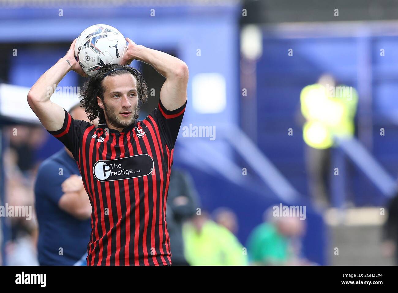 Throw in football utd hires stock photography and images Alamy