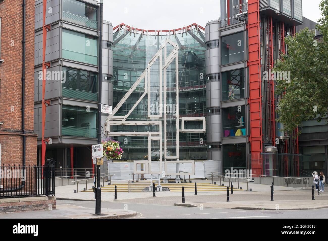 Big 4 Sculpture Channel 4 Television HQ Headquarters 124 Horseferry Road Westminster Stock Photo