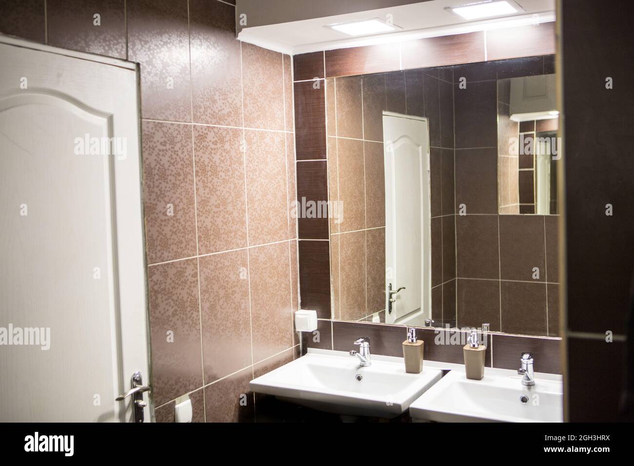 Classic bathroom interior. Wash-basin and mirror in the bathroom Stock ...