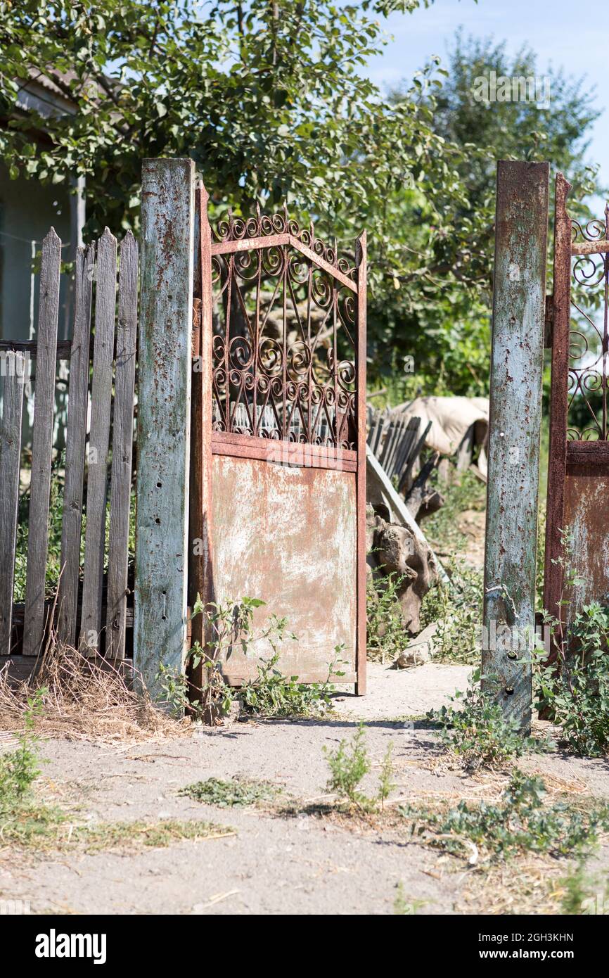 Gate fence house hires stock photography and images Alamy
