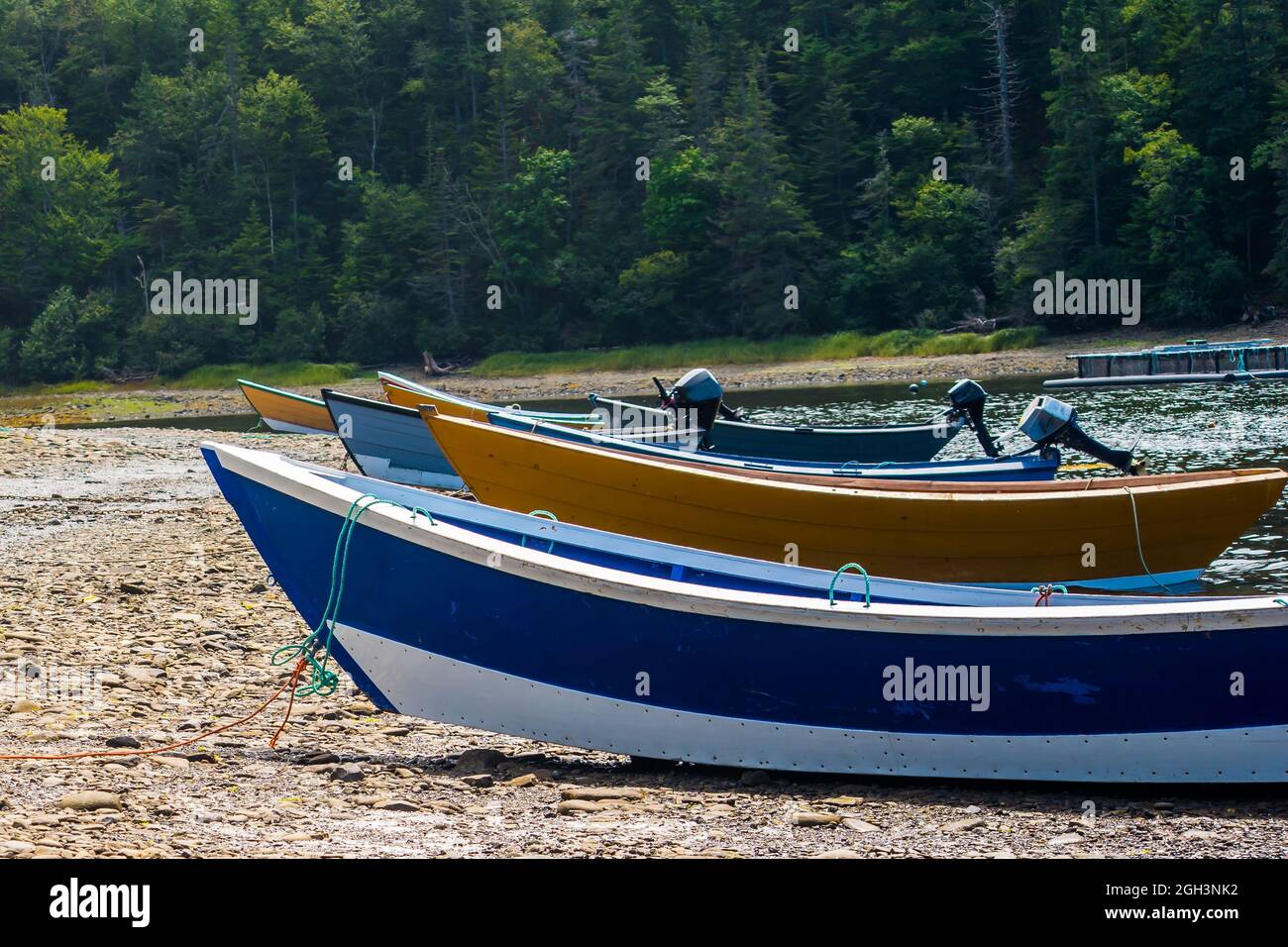 Fishing dories on the beach at Dark Harbour on Grand Manan Stock Photo