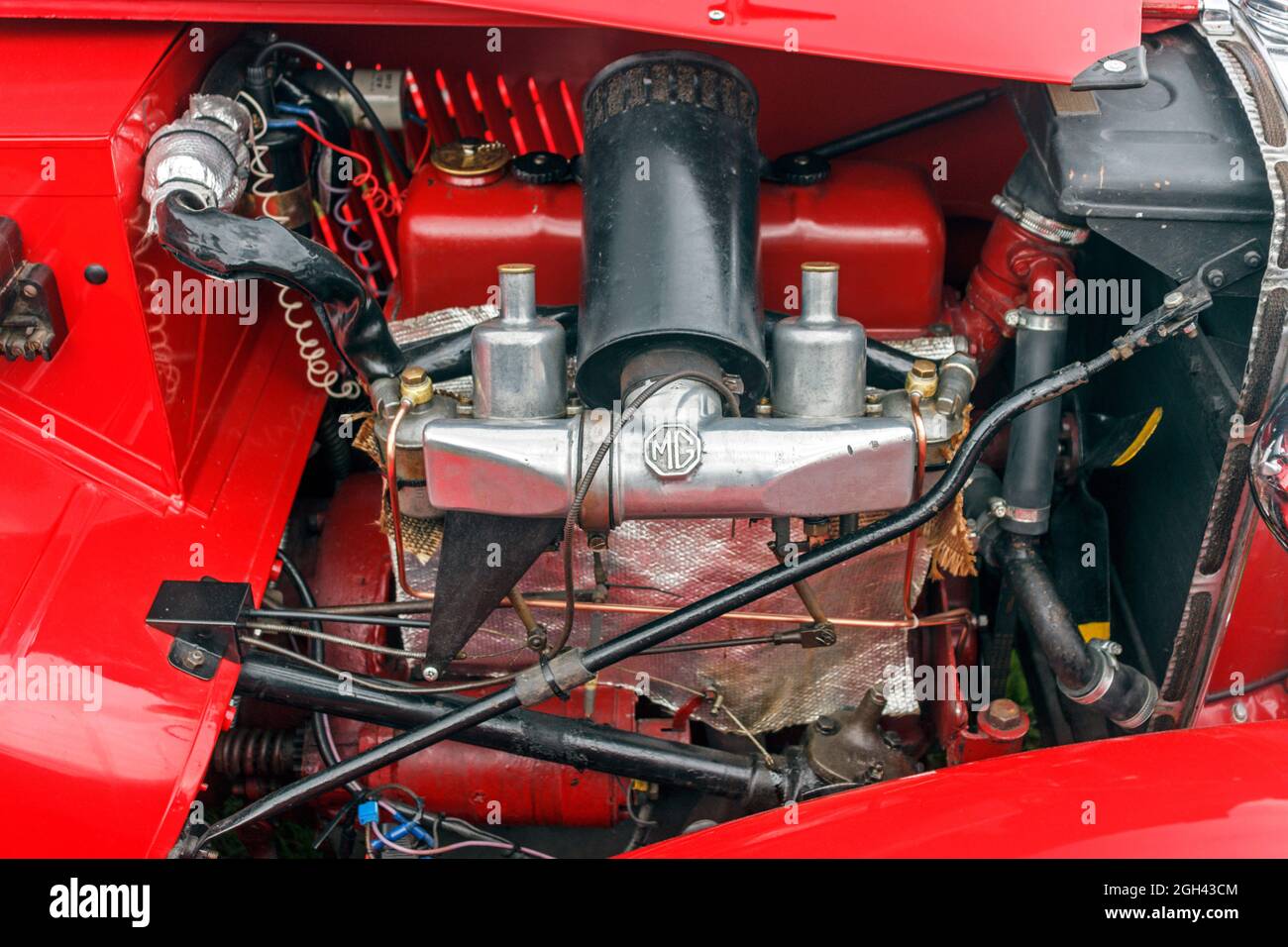 1949 MG TC engine. Wrea Green Steam Fair 2021 Stock Photo - Alamy