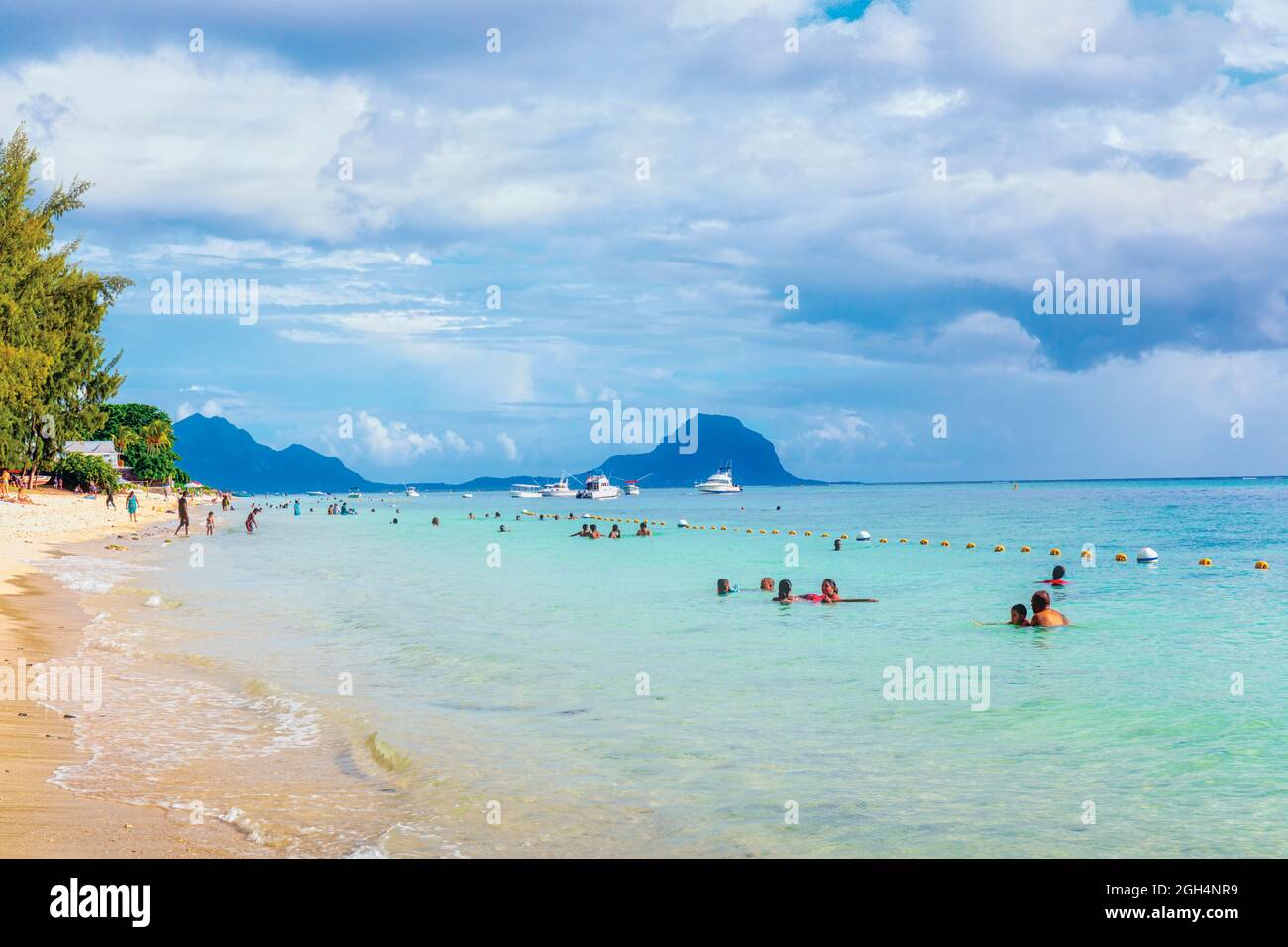 Flic en Flac beach, Mauritius, Mascarene Islands. Stock Photo