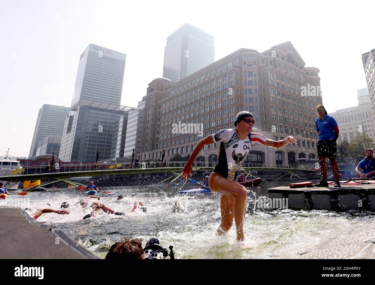 Eagles' Jessica Learmonth transitions out of the swimming leg during the women's first race during the Super League Triathlon Championship 2021 in London. Picture date: Sunday September 5, 2021. Stock Photo