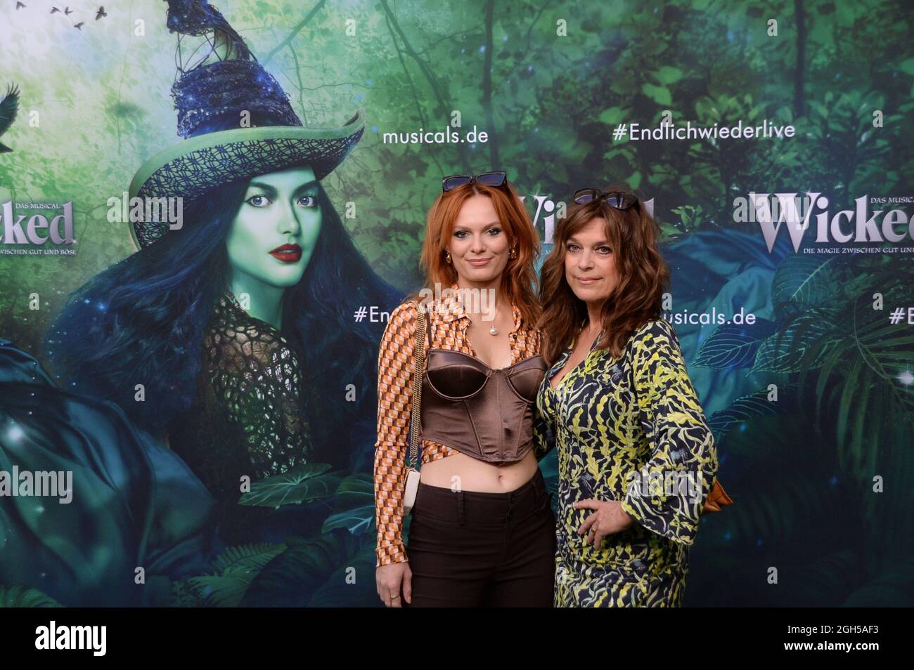 Hamburg der 05.09.2021 - Carolin Fortenbacher (re.) und Tochter Celine