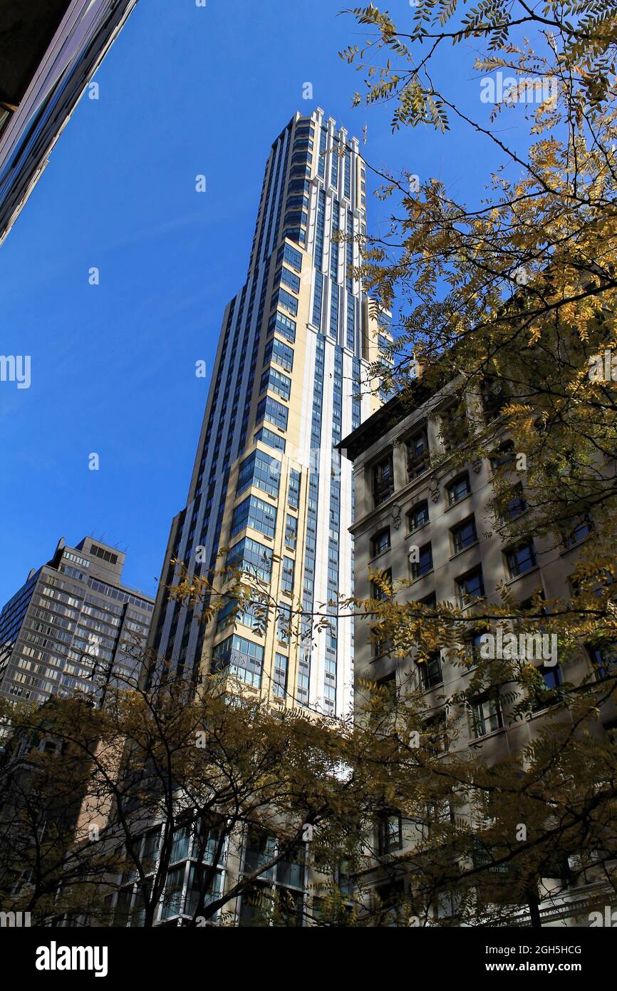 New york tall buildings sky scrapers hi-res stock photography and ...