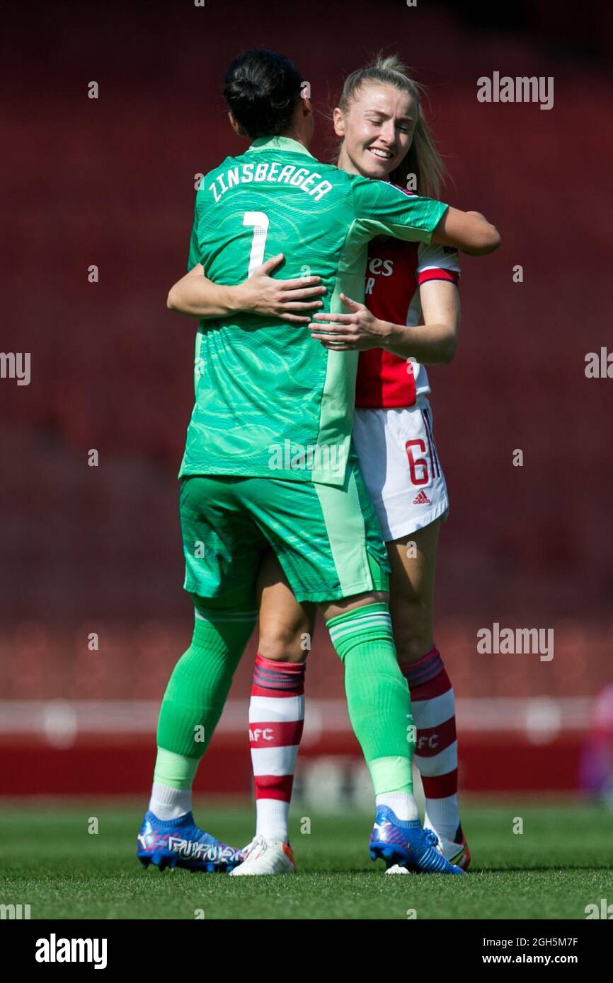 Leah Williamson of Arsenal celebrates at the full time whistle