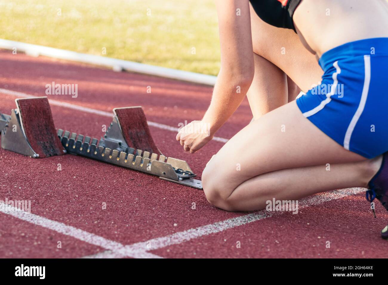 Sprinter in starting block hires stock photography and images Alamy