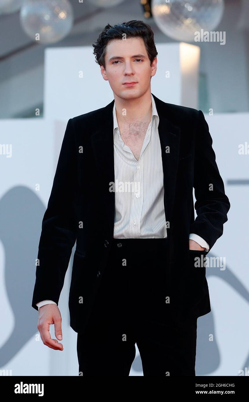 The 78th Venice Film Festival - Screening of the film "Lost Illusions" -  Red carpet arrivals - Venice, Italy, September 5, 2021 - Actor Vincent  Lacoste poses. REUTERS/Yara Nardi Stock Photo - Alamy