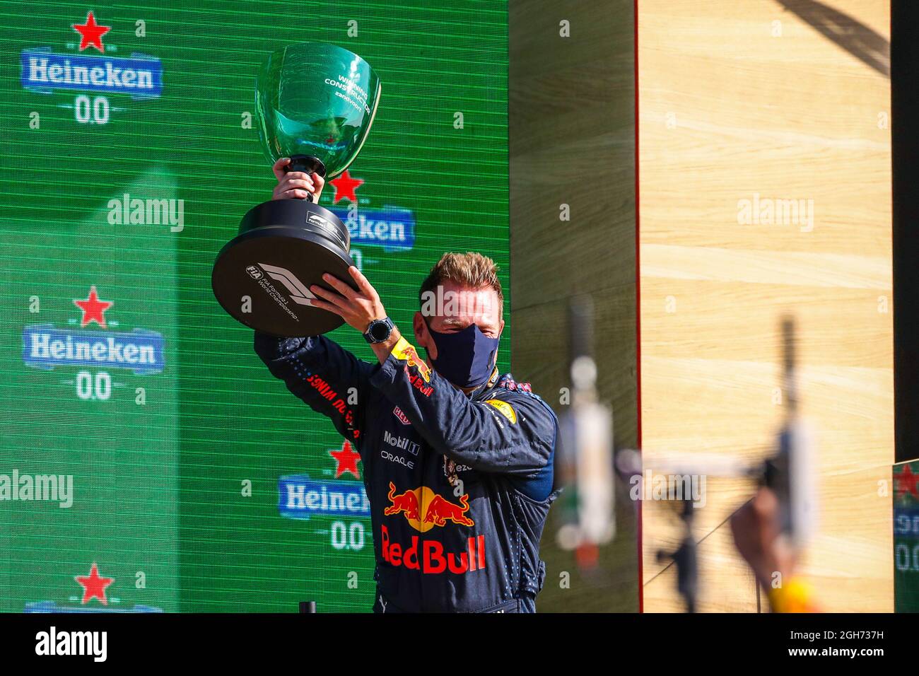 ZANDVOORT, NETHERLANDS - SEPTEMBER 5: Mechanical engineer Wolverson of Red  Bull Racing during the Race of F1 Grand Prix of The Netherlands at Circuit  Zandvoort on September 5, 2021 in Zandvoort, Netherlands. (