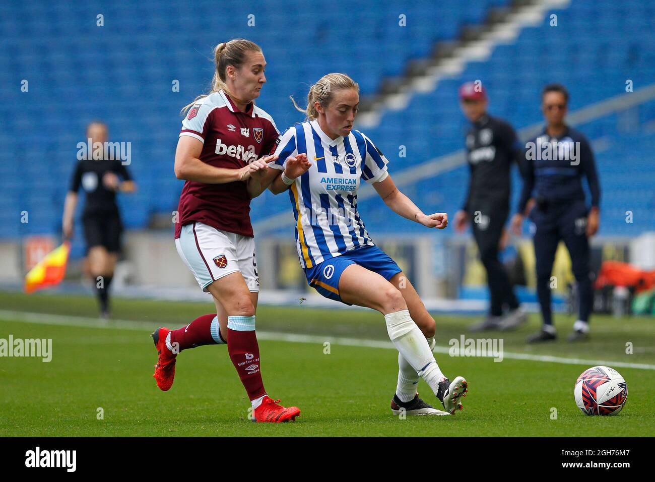 Brighton And Hove, UK. 05th Sep, 2021. Claudia Walker of West Ham United Women and Megan Connolly of Brighton & Hove Albion Women during the FA Women's Super League 1 match between Brighton & Hove Albion Women and West Ham United Women at the American Express Community Stadium, Brighton and Hove, England on 5 September 2021. Photo by Carlton Myrie. Editorial use only, license required for commercial use. No use in betting, games or a single club/league/player publications. Credit: UK Sports Pics Ltd/Alamy Live News Stock Photo