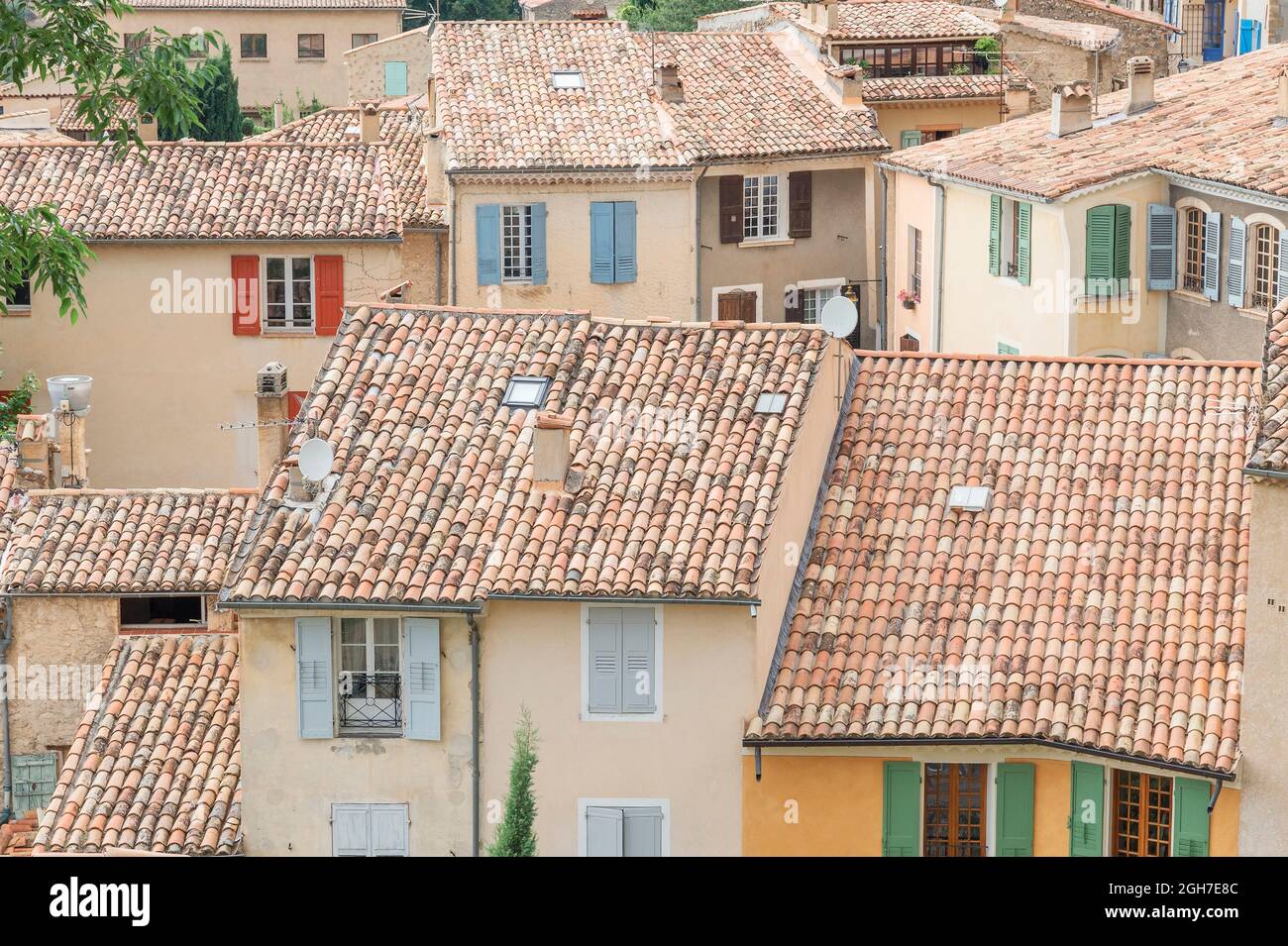 Moustiers Sainte Marie village, high angle view, Alpes de Haute ...