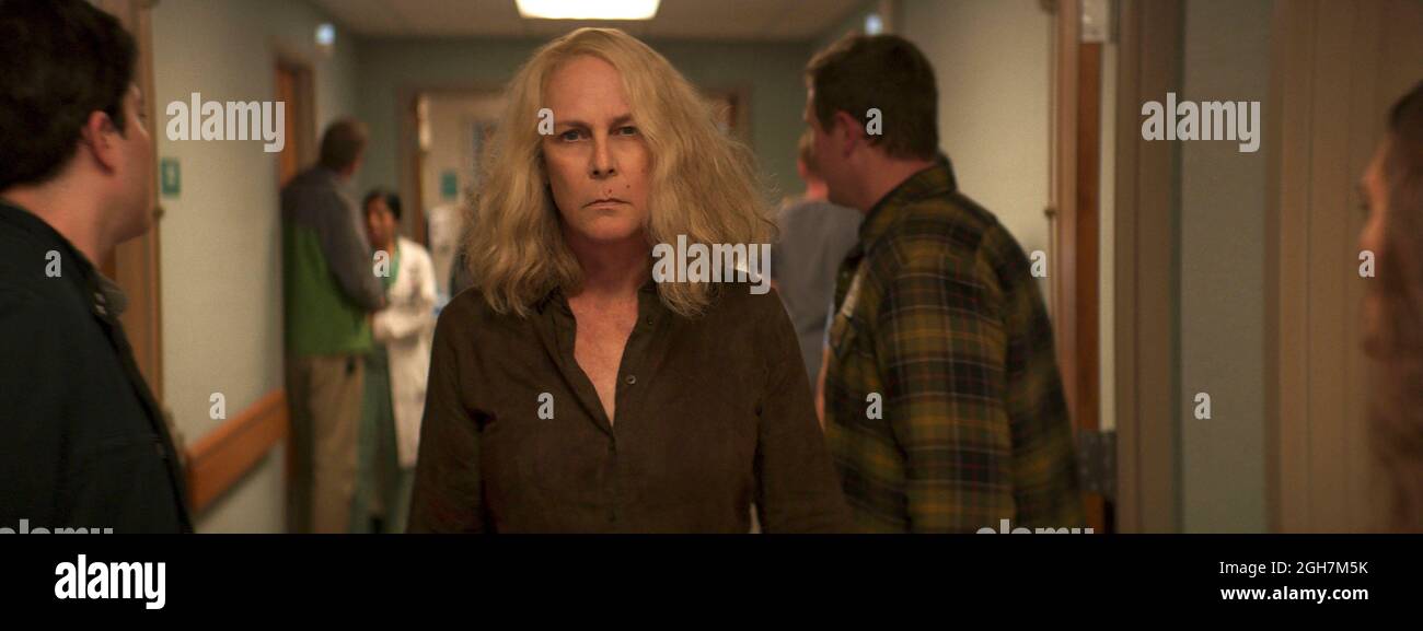 JAMIE LEE CURTIS in HALLOWEEN KILLS (2021), directed by DAVID GORDON GREEN. Credit: UNIVERSAL PICTURES / Album Stock Photo