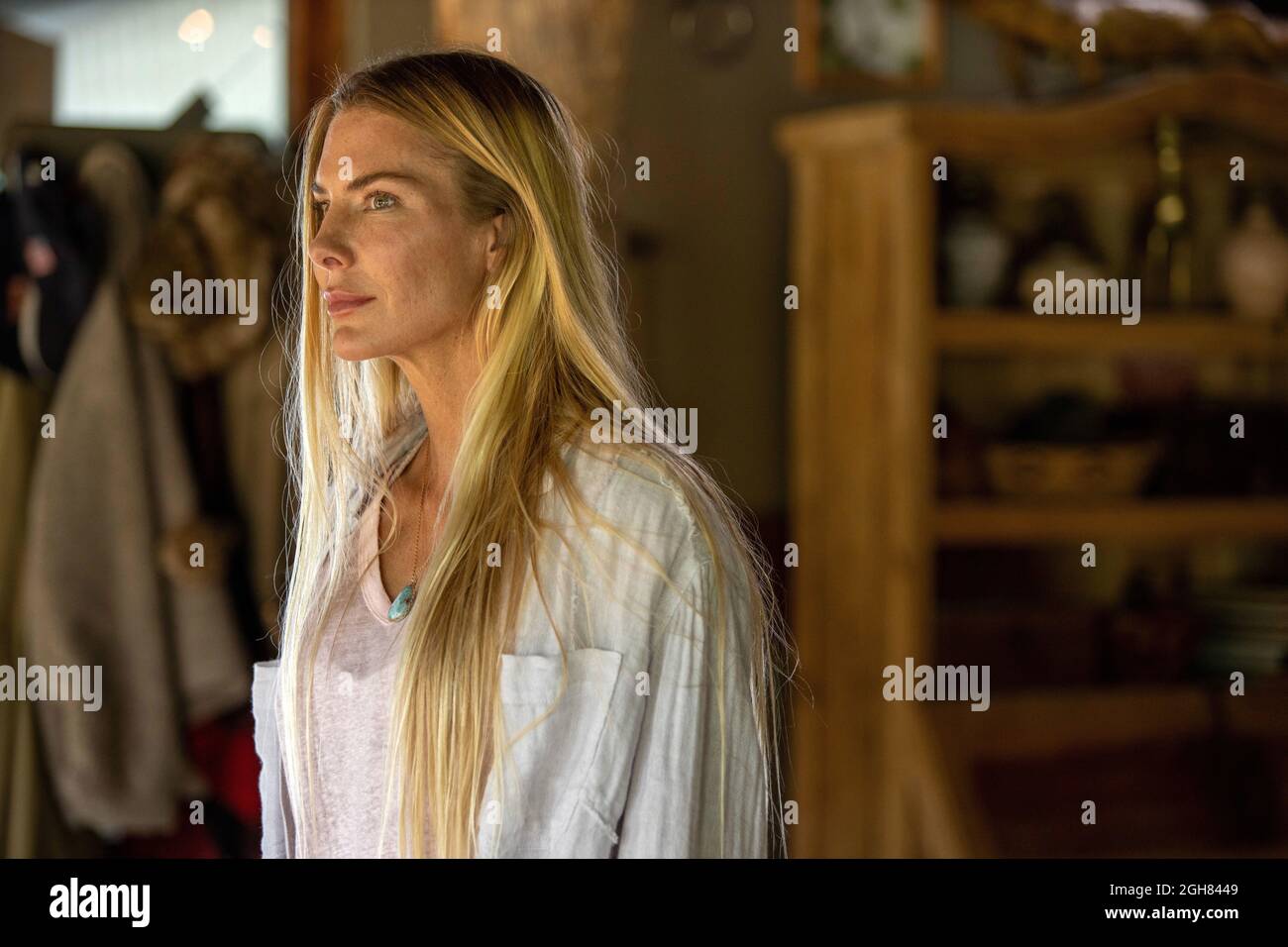 KELLY GREYSON in OUT OF DEATH (2021), directed by MIKE BURNS. Credit: EFO FILMS / Album Stock Photo