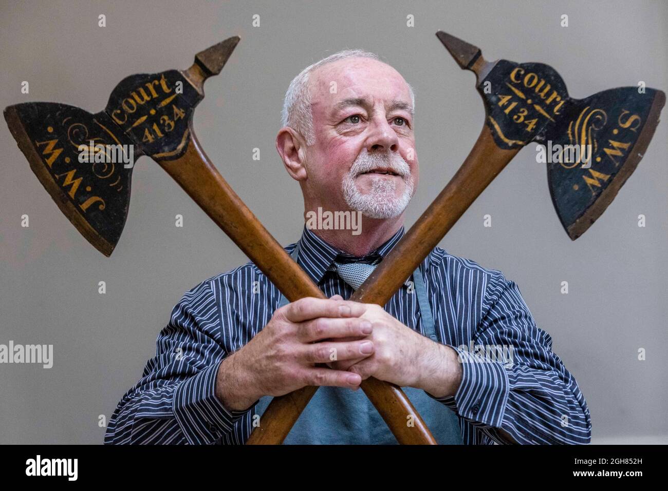 Bonhams andrew crawforth sale hi-res stock photography and images - Alamy