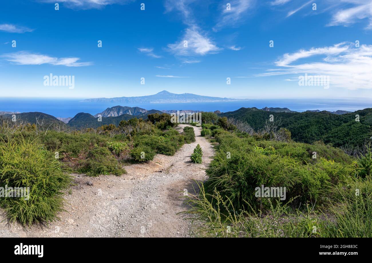 La Gomera - hiking trail from the mountain Alto de Garajonay to the north Stock Photo
