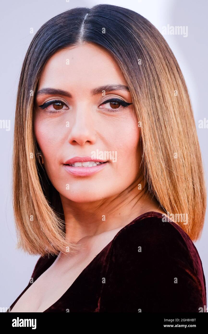 20210905_1824_x t3_3837 hi-res stock photography and images - Alamy