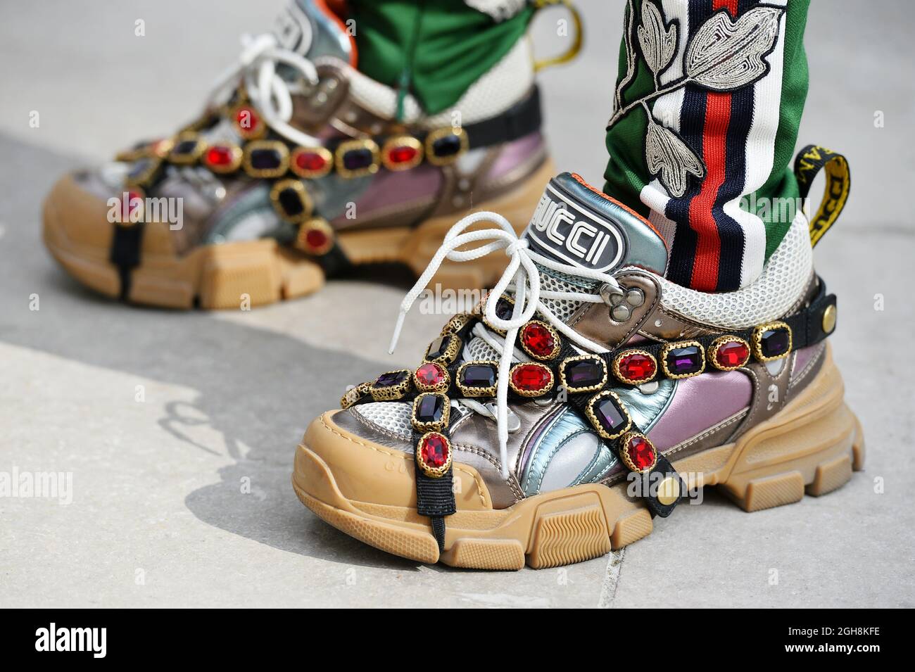 Gucci sneakers street style hi-res stock photography and images - Alamy
