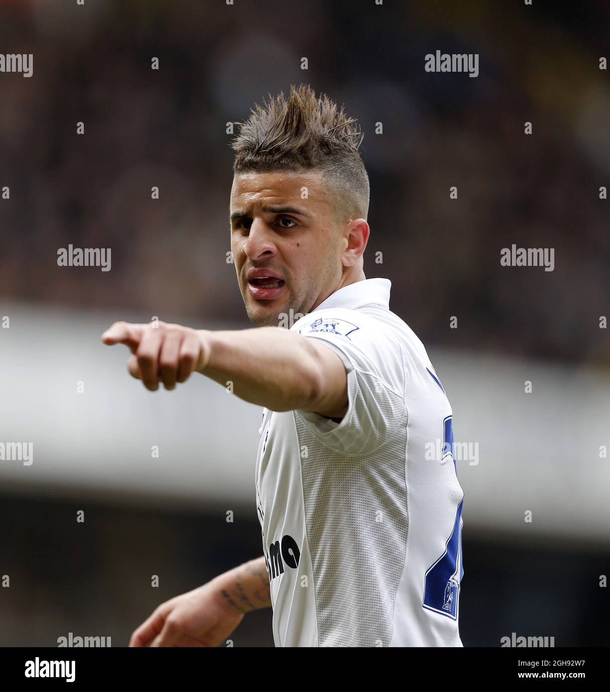 Tottenham's Kyle Walker sporting a new haircut during the Barclays Premier  League match between Tottenham Hotspur and Everton at the White Hart Lane  in London on April 7, 2013 Stock Photo - Alamy