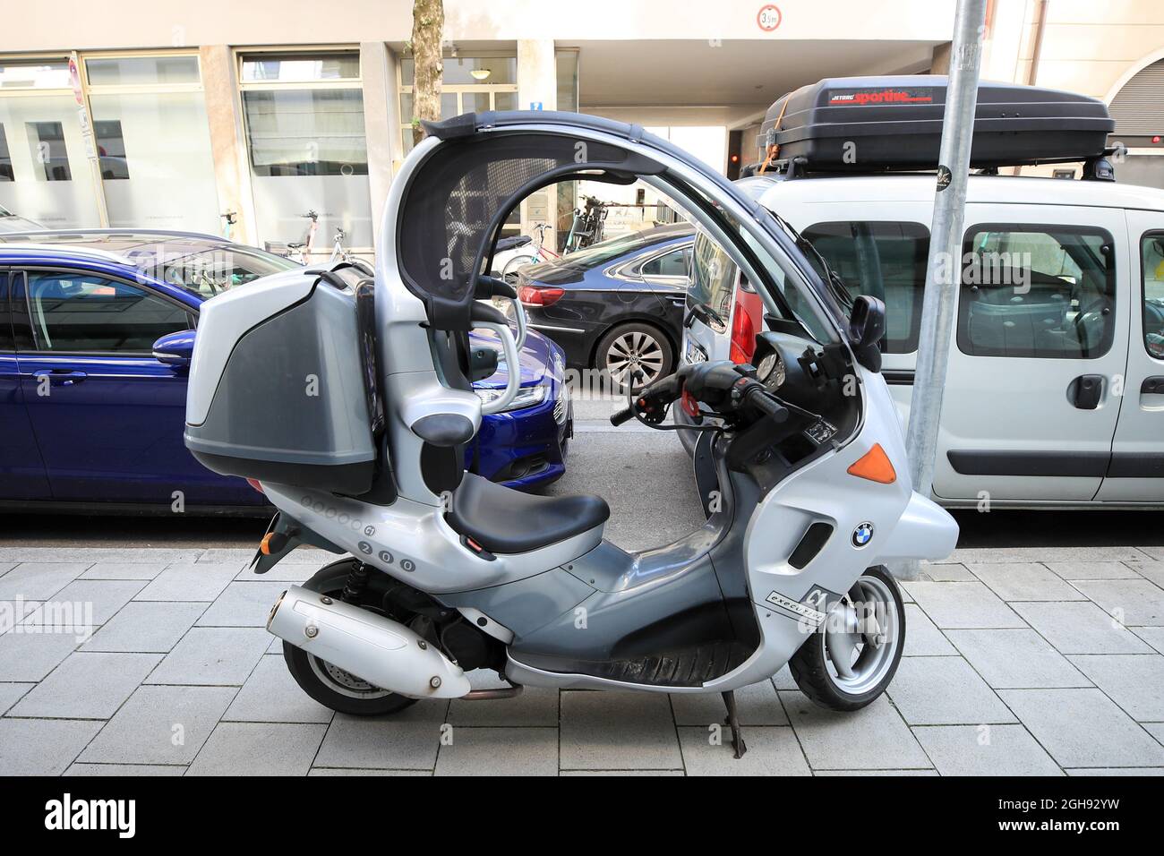 A BMW scooter is seen ahead of the Munich Motor Show IAA Mobility 2021 in  Munich, Germany, September 6, 2021. REUTERS/Wolfgang Rattay REFILE -  CORRECTING BRAND Stock Photo - Alamy