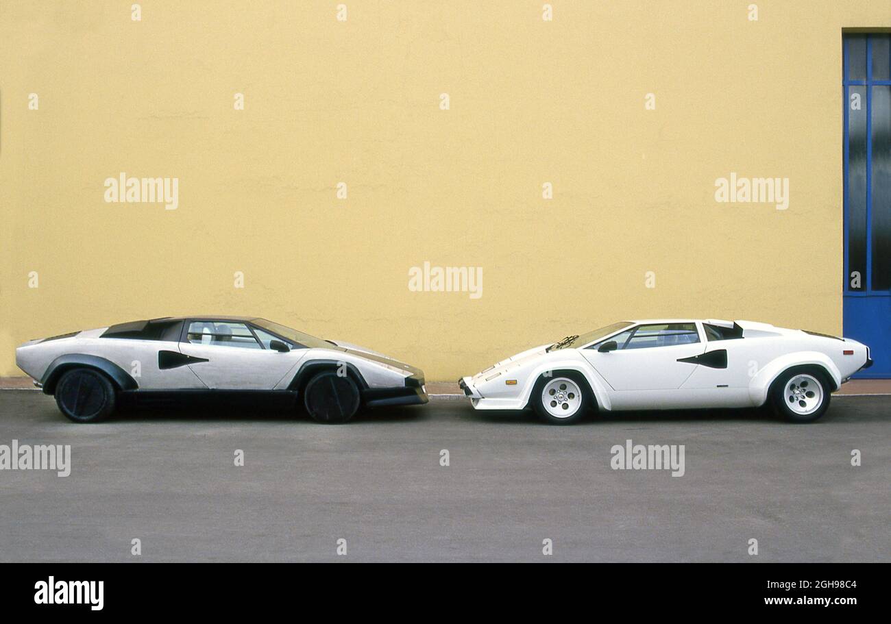 1988 Countach Evoluzione (Carbon Fibre) prototype driving