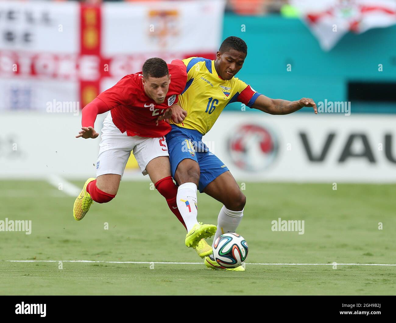 England's Ross Barkley tussles with Ecuador's Antonio Valencia during the International Friendly match between England and Ecuador held at Sun Life Stadium in Miami, USA on June 4, 2014. Pic David Klein/Sportimage. Stock Photo