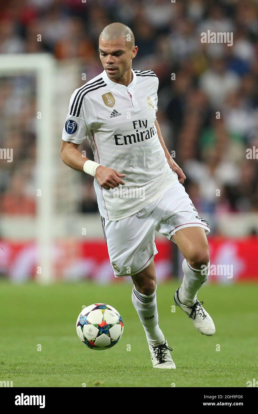 Santiago bernabeu pepe hires stock photography and images Alamy