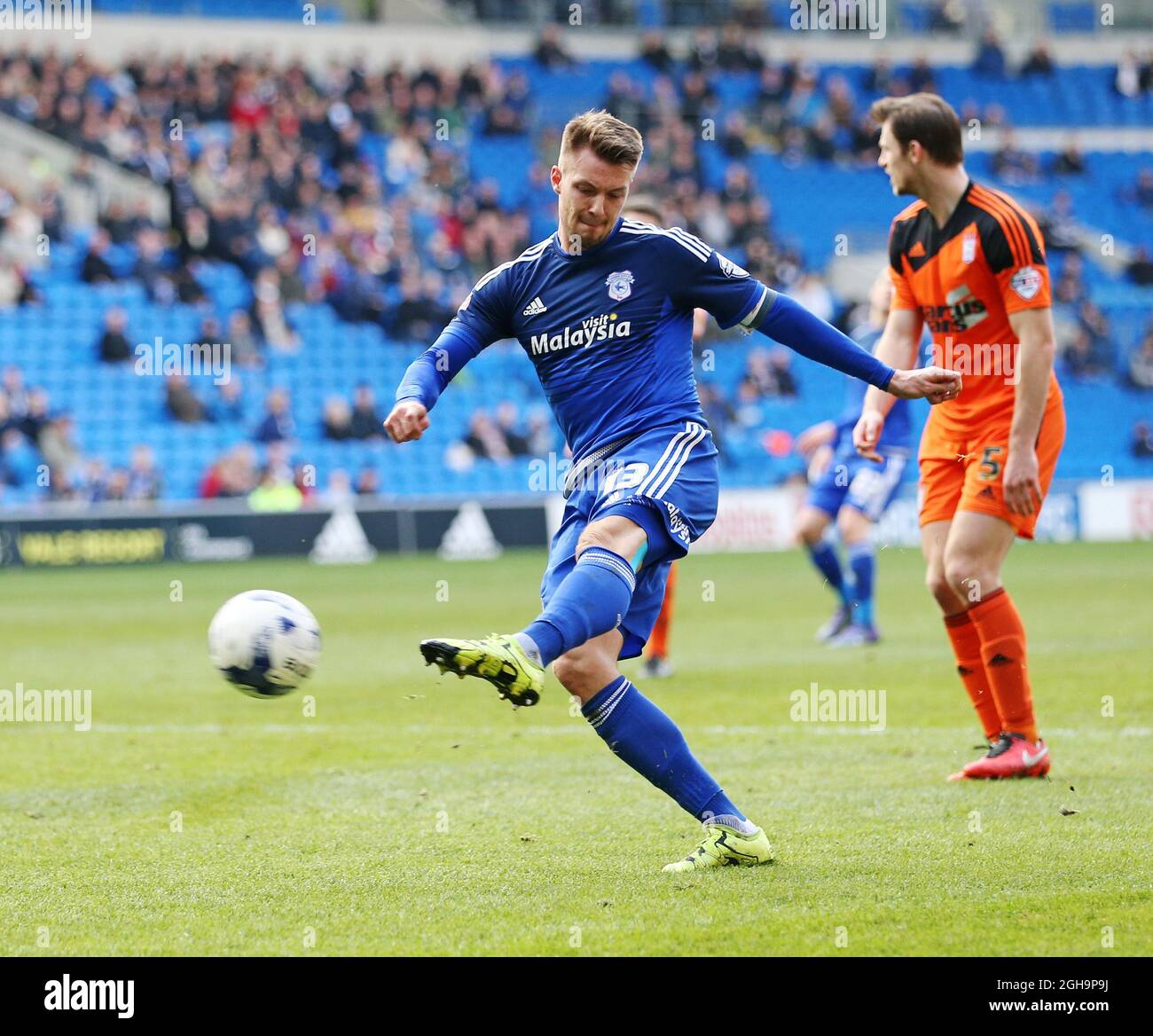 Cardiffâ€™s Anthony Pilkington in action during the Sky Bet Championship League match at The Cardiff City Stadium.  Photo credit should read: David Klein/Sportimage Stock Photo