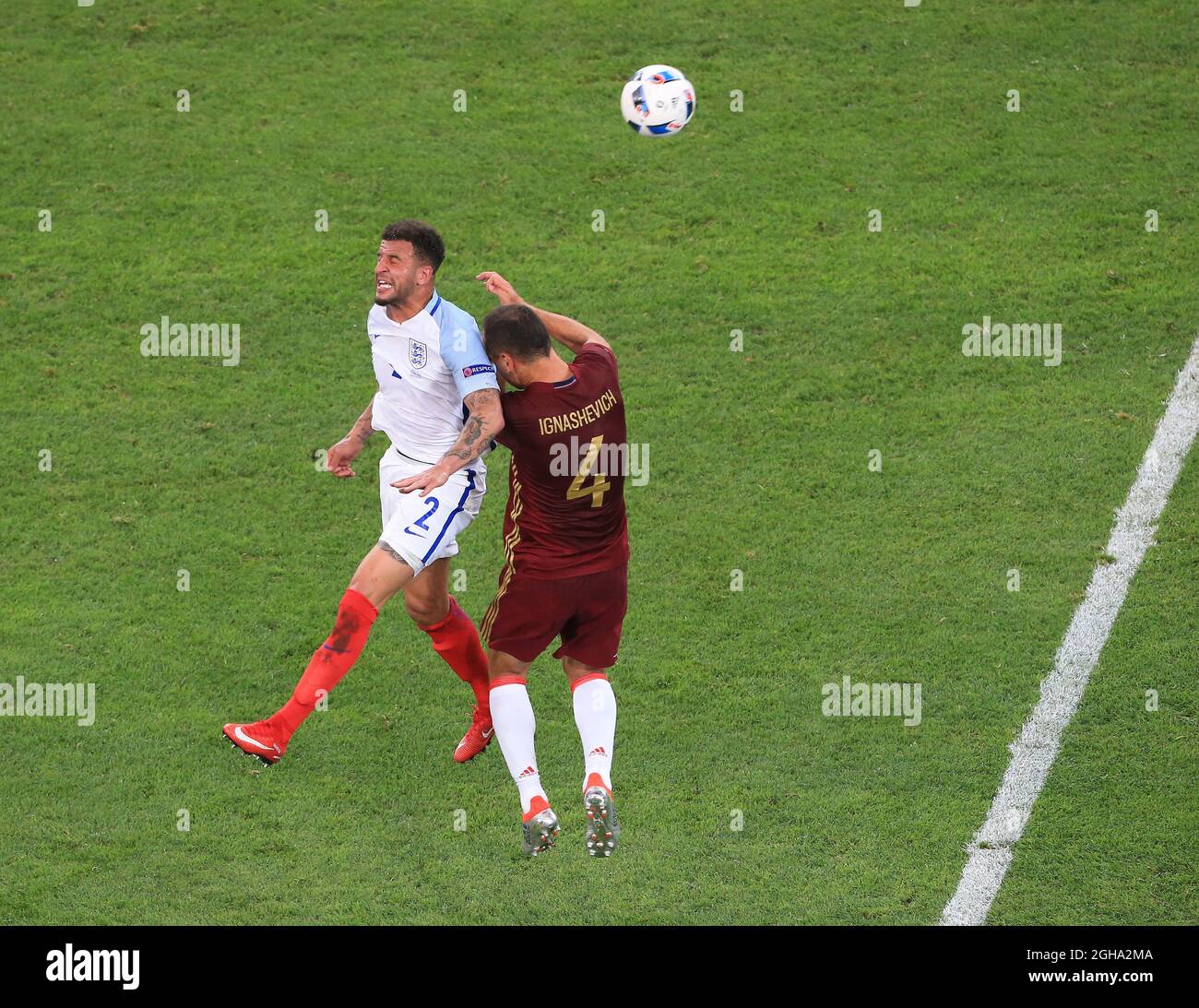 Kyle Walker of England gets above Sergei Ignashevich of Russia to won the ball during the UEFA European Championship 2016 match at the Stade Velodrome, Marseille. Picture date June 11th, 2016 Pic David Klein/Sportimage via PA Images Stock Photo