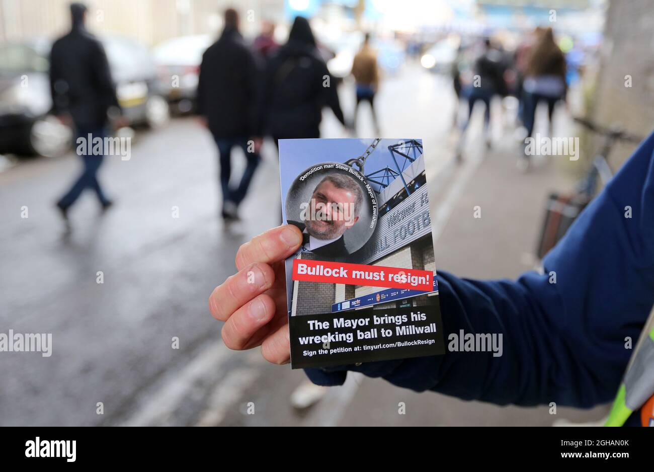 Millwall fans hi-res stock photography and images - Alamy