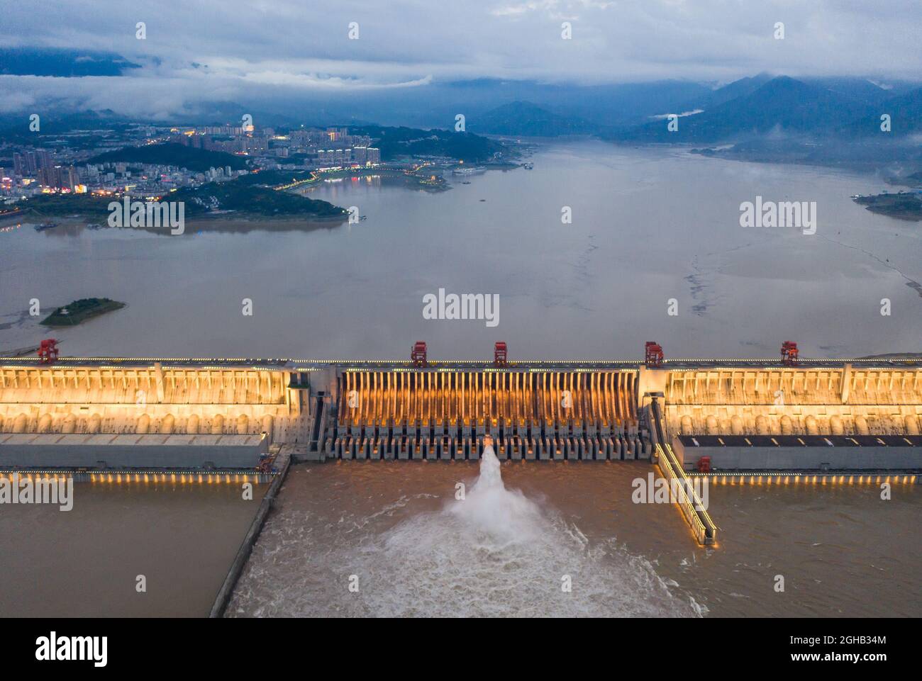 Yichang, China. 6th Sep 2021.  Aerial photo taken on Sept. 6, 2021 shows a view of the Three Gorges Dam in central China's Hubei Province. Chinese authorities have called for rigorous anti-flooding measures along the Yangtze River as water levels continue to rise following heavy rainfall, the Ministry of Water Resources said on Monday. The flow of water at the Three Gorges reservoir has increased rapidly, reaching 54,000 cubic meters per second as of 2 p.m. Monday. Credit: Xinhua/Alamy Live News Stock Photo
