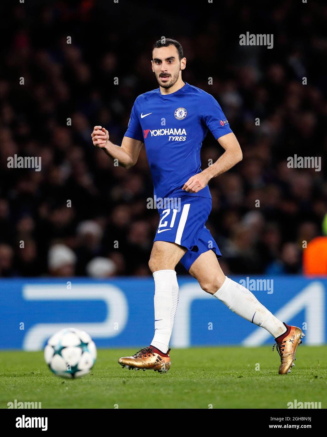 Chelsea's Davide Zappacosta in action during the Champions League Group C match at the Stamford Bridge, London. Picture date: December 5th 2017. Picture credit should read: David Klein/Sportimage via PA Images Stock Photo