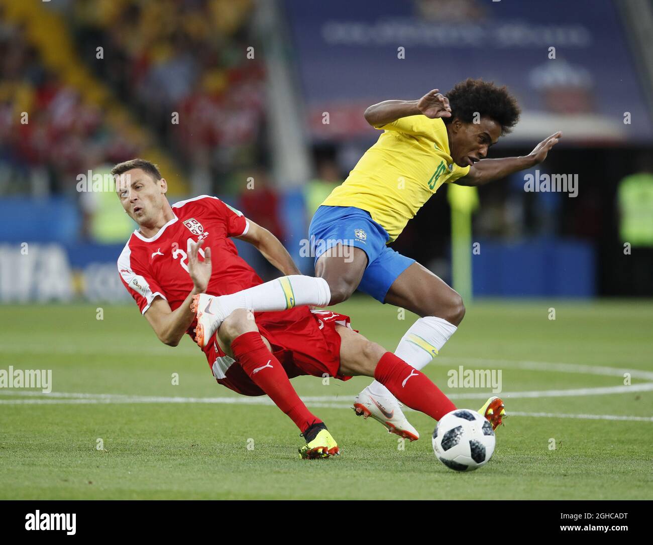 Nemanja Matic of Serbia tackles Willian of Brazil  during the FIFA World Cup 2018 Group E match at the Spartak Stadium, Moscow. Picture date 27th June 2018. Picture credit should read: David Klein/Sportimage via PA Images Stock Photo