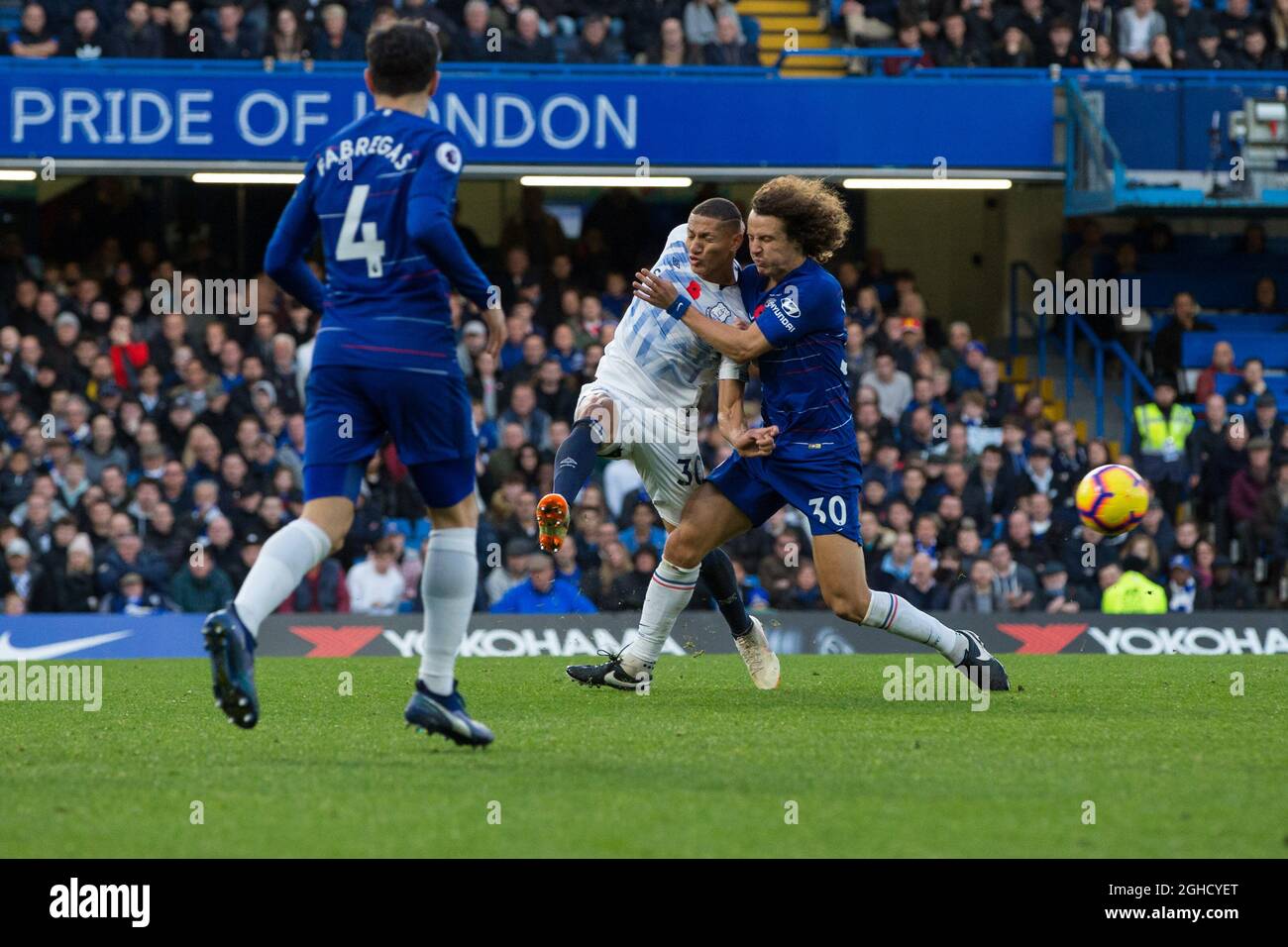 Richarlison of Everton vies for possession with David Luiz of Chelsea during the Premier League match at Stamford Bridge, London. Picture date: 11th November 2018. Picture credit should read: Craig Mercer/Sportimage via PA Images Stock Photo