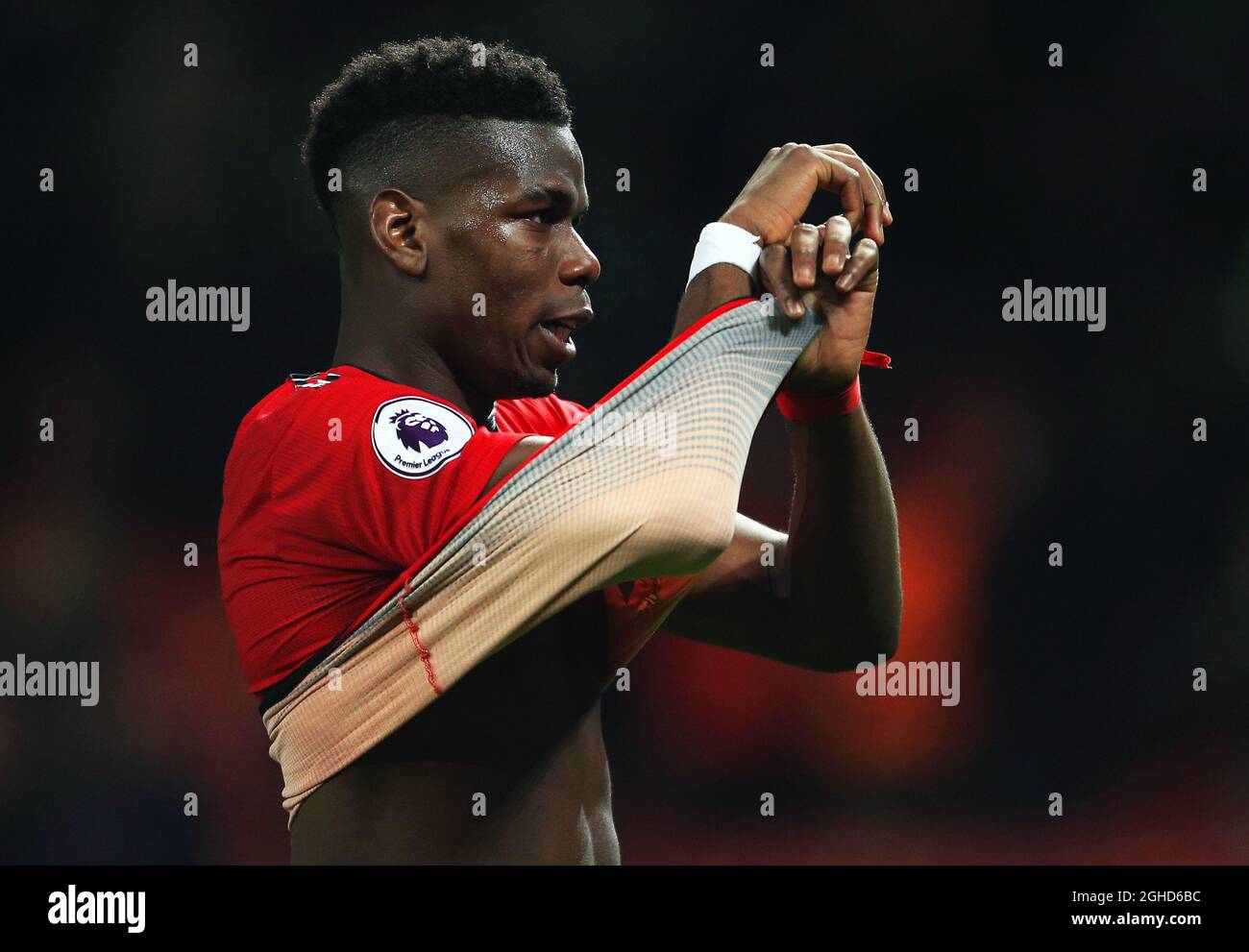 gerningsmanden Mandag relæ Manchester United's Paul Pogba takes off his shirt at full time during the Premier  League match at Old Trafford, Manchester. Picture date: 26th December 2018.  Picture credit should read: Matt McNulty/Sportimage via