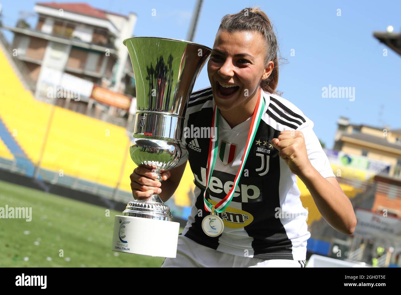 Arianna Caruso of Juventus celebrates with the trophy after the