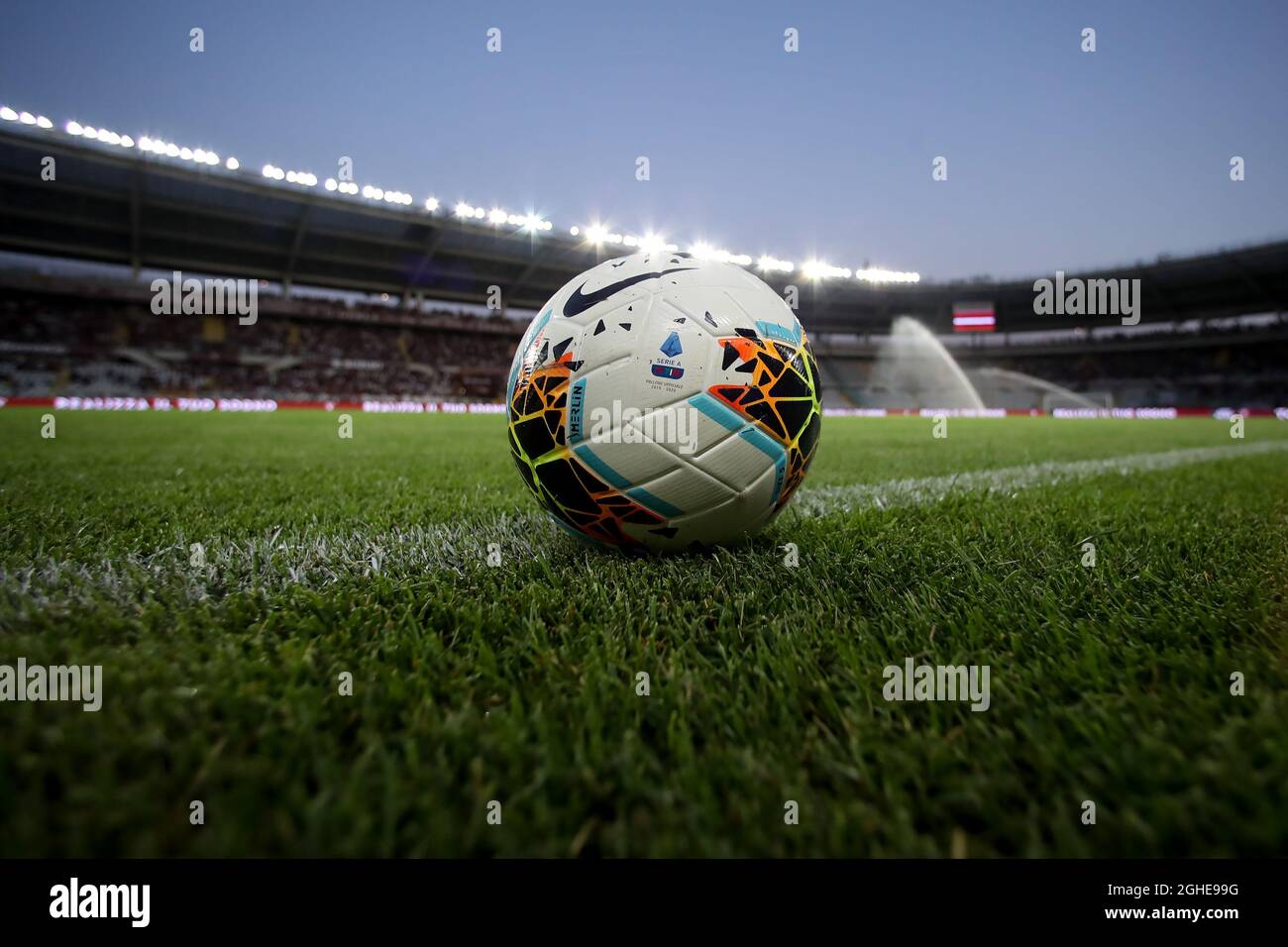 Il Basilea lancia la maglia improvvisata per l'Europa League 25-26 a