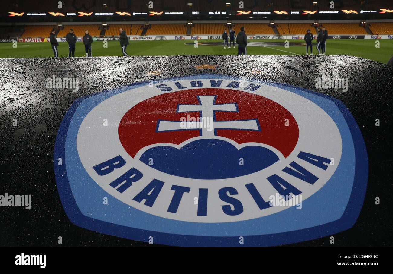 Bratislava players take a look at the stadium before the UEFA Europa League match at Molineux, Wolverhampton. Picture date: 7th November 2019. Picture credit should read: Darren Staples/Sportimage via PA Images Stock Photo