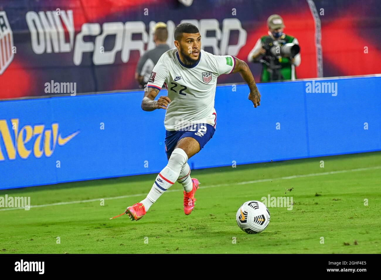Nashville, TN, USA. 05th Sep, 2021. US defender DeAndre Yedlin (22), in action during the World Cup qualifying match between Canada and the USA, at Nissan Stadium in Nashville, TN. Kevin Langley/CSM/Alamy Live News Stock Photo