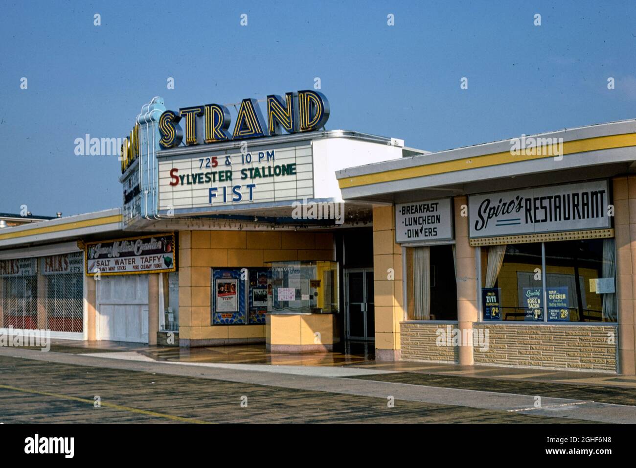 Strand Theater, Boardwalk, Wildwood, New Jersey 1978 Stock Photo