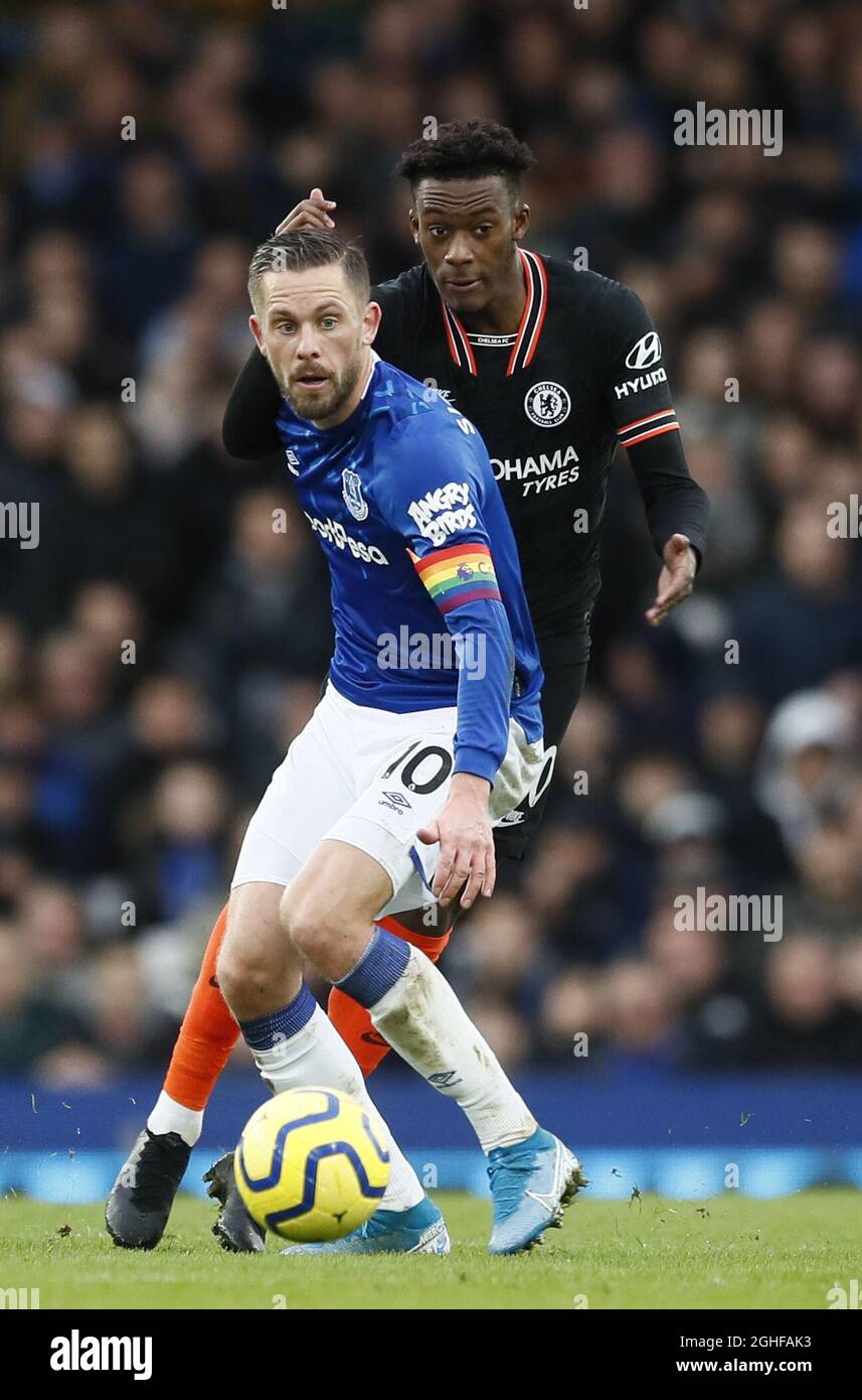 Callum Hudson-Odoi of Chelsea and Gylfi Sigurdsson of Everton during ...