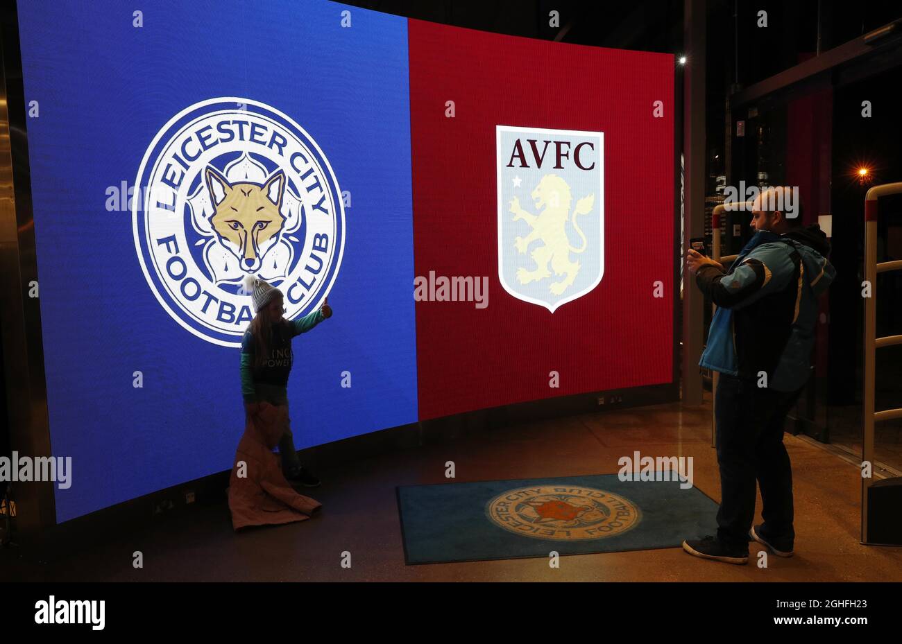 Fans pose for pictures before the Carabao Cup match at the King Power Stadium, Leicester. Picture date: 8th January 2020. Picture credit should read: Darren Staples/Sportimage via PA Images Stock Photo