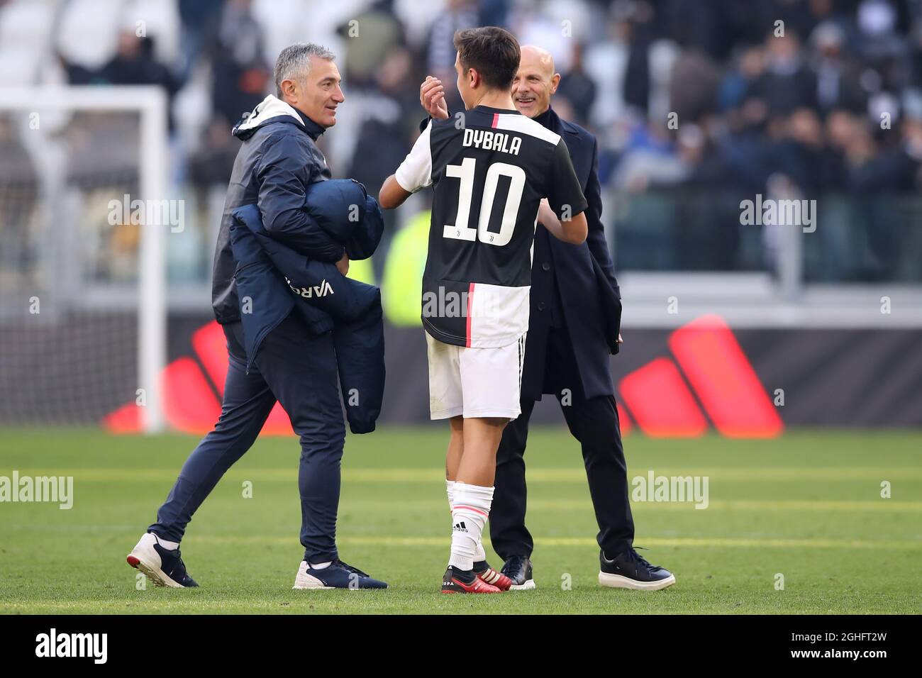 Fans of Palermo Football Club show their colors on game day, Palermo Stock  Photo - Alamy