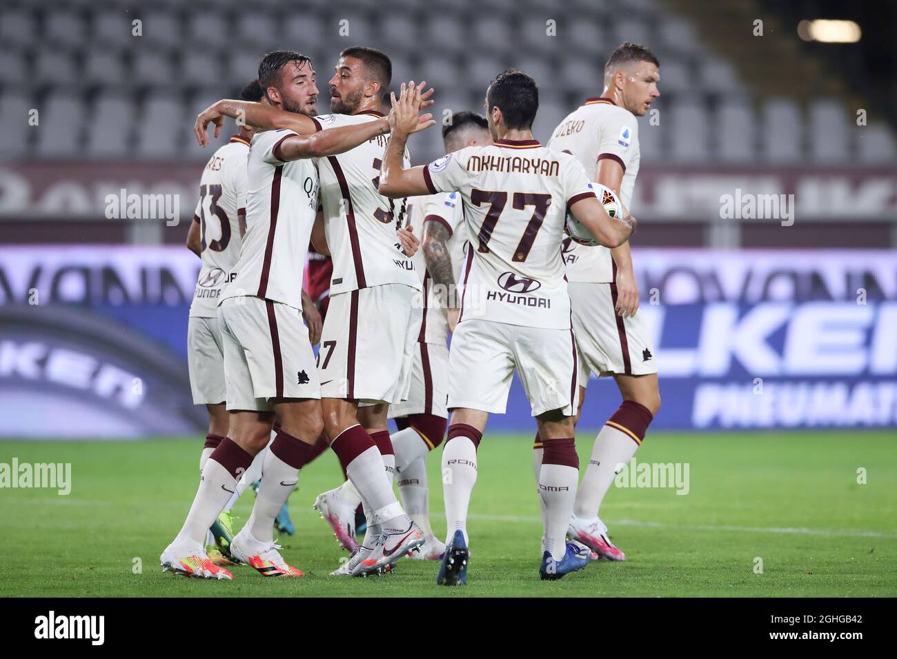 Tie score hi-res stock photography and images - Alamy