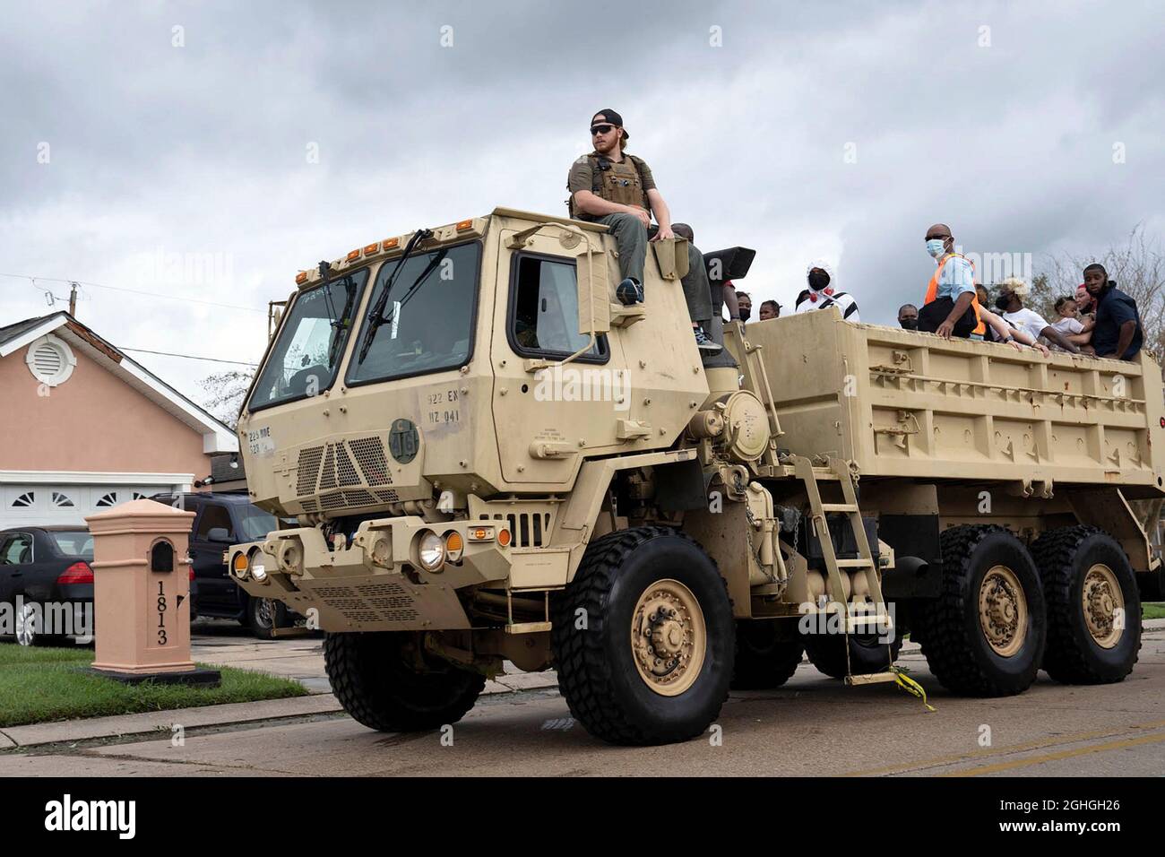LaPlace, United States of America. 30 August, 2021. Louisiana National Guard soldiers assist in evacuating survivors of Hurricane Ida at St John Parish August 30, 2021 in Laplace, Louisiana. Credit: SSgt. Josiah Pugh/U.S. Army/Alamy Live News Stock Photo