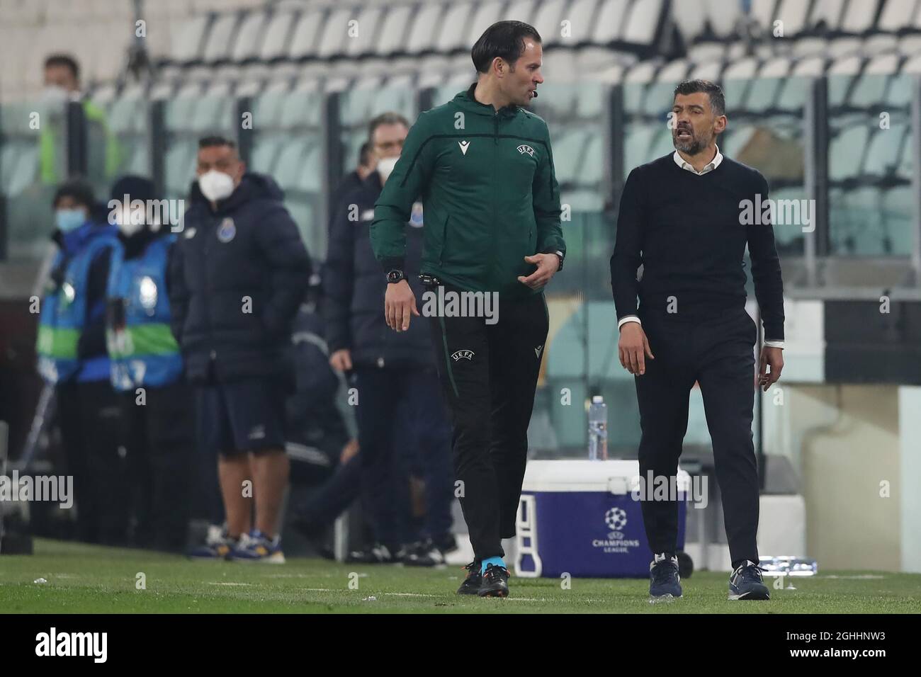 Sergio Conceicao Head Coach Of Fc Porto Reacts During The Uefa Champions League Match At Allianz Stadium Turin Picture Date 9th March 2021 Picture Credit Should Read Jonathan Moscrop Sportimage Via Pa Images