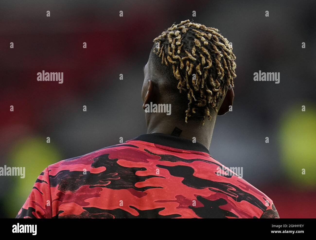 Manchester United's Paul Pogba sporting a new haircut during the Premier  League match at Old Trafford, Manchester Stock Photo - Alamy